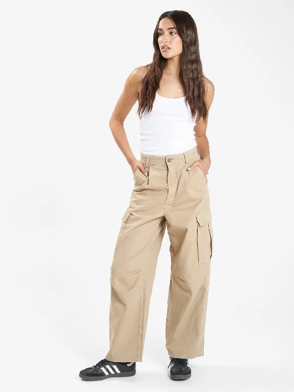 Union Slouch Pant - Sand Stylish Slim Trousers