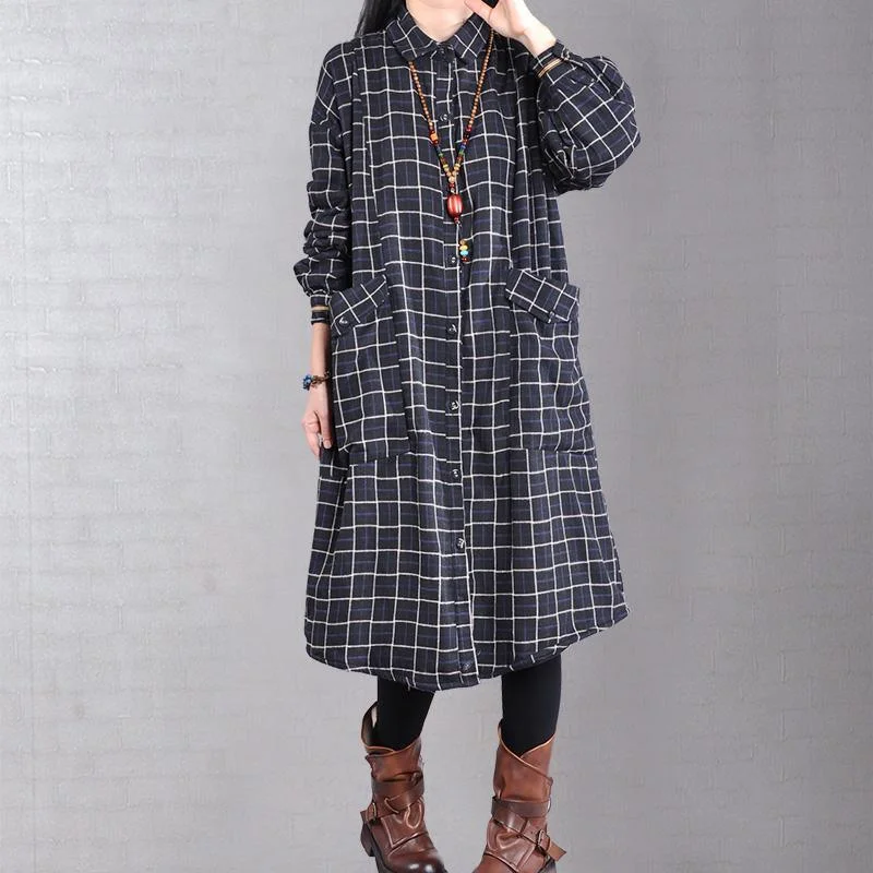 Unique two pockets lapel collar coats women black plaid baggy coats Thick Layered Jacket